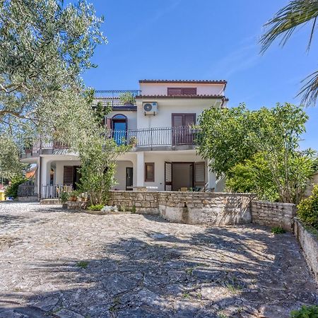 Guest House Jolanda Medulin Exterior photo